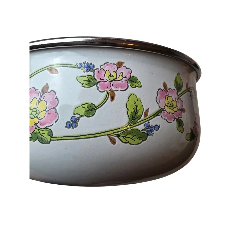 Kobe Kitchen Enamelware Floral Mixing Bowls Set of‎ 2 White Made in Japan 6 G1